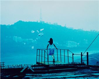 How Wing Shya Captured the Mood of Wong Kar-Wai’s Films How Wing Shya Captured the Mood of Wong Kar-Wai’s Films